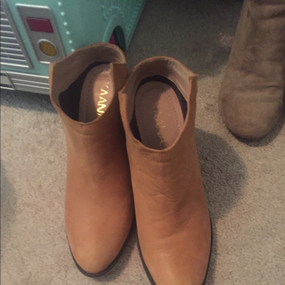 Cancan boutique brand booties sz 7.5